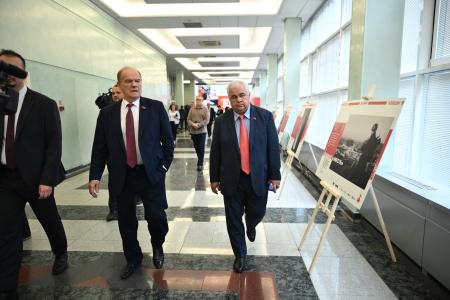 Г.А. Зюганов выступил на открывшейся в Госдуме выставке «Экспорт во имя Победы»