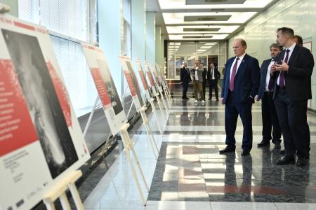 Г.А. Зюганов выступил на открывшейся в Госдуме выставке «Экспорт во имя Победы»