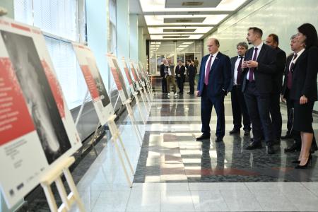 Г.А. Зюганов выступил на открывшейся в Госдуме выставке «Экспорт во имя Победы»