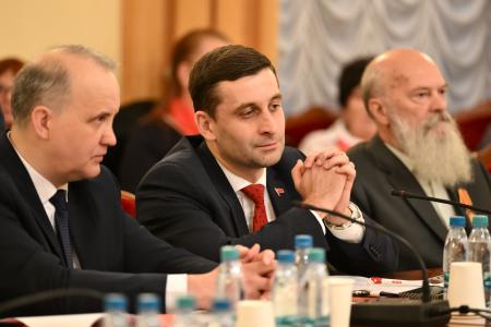«Уроки для современности». Г.А. Зюганов выступил на круглом столе, посвященном 80-летию окончания Второй Мировой войны