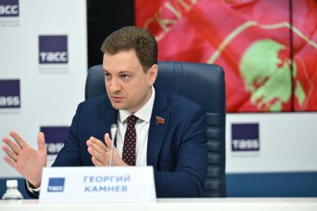 Г.А. Зюганов: Изменить социально-экономический курс в пользу большинства!