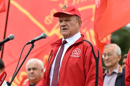 Г.А. Зюганов на митинге в Москве: «Идем нашим славным советским шагом – к новым Победам!»