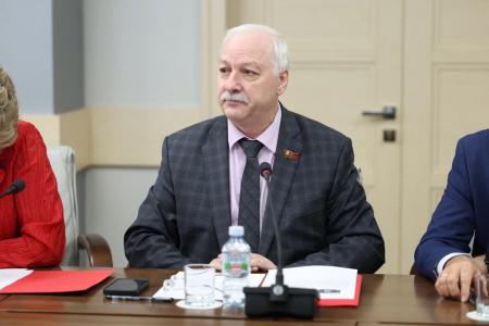 Делегация ДР Конго в Мосгордуме и МГК КПРФ: образование, индустриализация и союз суверенных народов