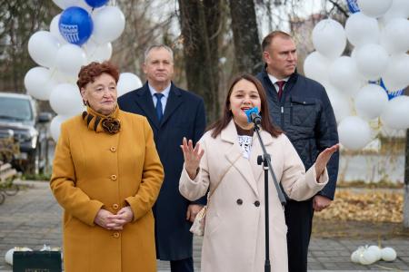 Тюменская область. Депутаты от КПРФ поздравили трудовой коллектив Тобольского ПАТП с профессиональным праздником