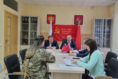 Руководитель фракции КПРФ в Мособлдуме Александр Наумов провел прием жителей в городе Ступино