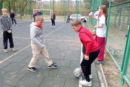 Запорожские коммунисты провели День укрепления комсомольско-пионерского актива