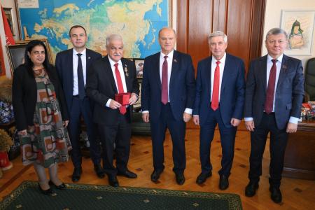 Геннадий Зюганов встретился с Хулио Гармендией перед его возвращением на Кубу