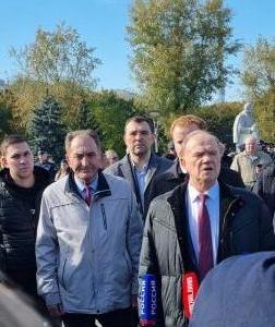 Первый секретарь Московского обкома КПРФ Николай Васильев принял участие в открытии памятника Герою Советского Союза Герману Титову
