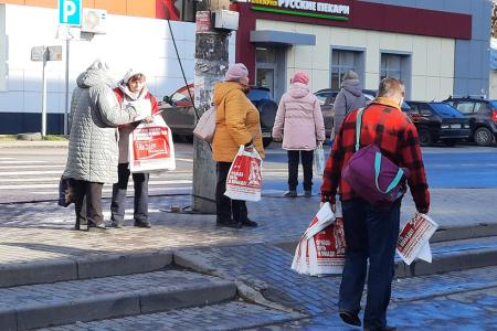 Ивановские коммунисты продолжают активную работу с жителями города