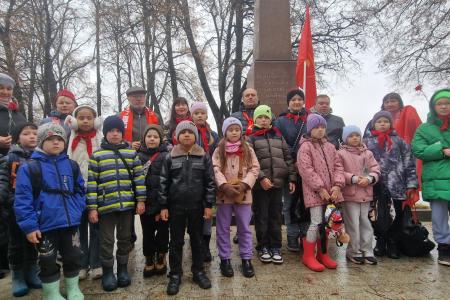 Рязанские коммунисты встретили 107-ю годовщину Ленинского Комсомола