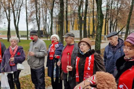 Рязанские коммунисты встретили 107-ю годовщину Ленинского Комсомола