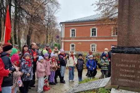 Рязанские коммунисты встретили 107-ю годовщину Ленинского Комсомола