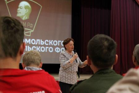 В Тюмени завершает свою работу слет комсомольского актива Уральского федерального округа