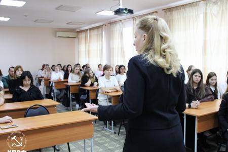 Мария Дробот обсудила со студентами Челябинска актуальные проблемы в сфере образования
