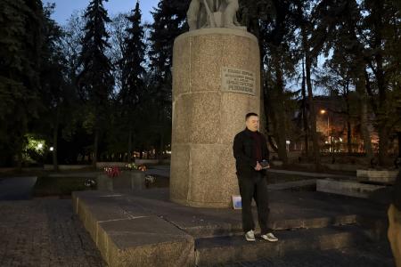 Пензенские коммунисты почтили память защитников Верховного Совета