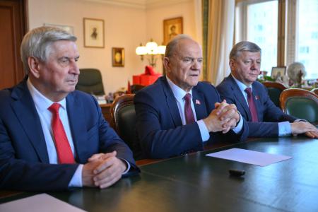 Геннадий Зюганов встретился с Хулио Гармендией перед его возвращением на Кубу