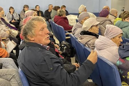 По инициативе карельских коммунистов в Ладве прошёл народный сход против роста тарифов