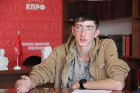 На дебатах в Томске озвучили конкретные предложения по развитию партийной работы