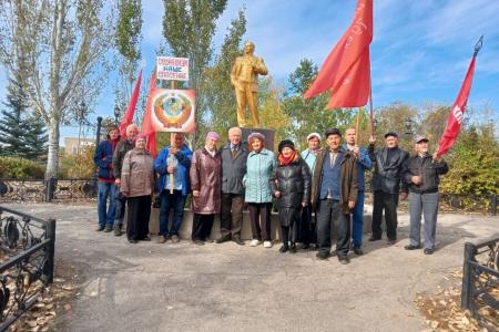 Самарская область. Коммунисты почтили память жертв трагических событий «черного октября» 1993 года
