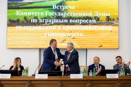 В.И Кашин поздравил студентов и преподавателей со 160-летием со дня основания Российской аграрной академии имени Тимирязева