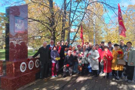 Коммунисты и комсомольцы Краснодарского края отметили день рождения Ленинского Комсомола
