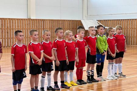 Юные футболисты боролись за призы Томского обкома КПРФ