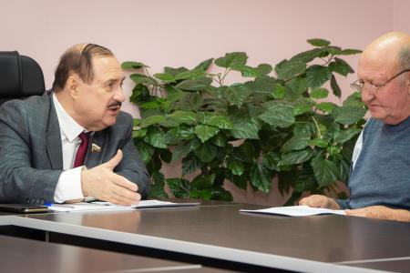 Курская область. Депутатская вертикаль КПРФ решает проблемы жителей и помогает восстановить памятник В.И. Ленину