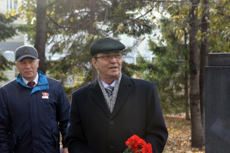 Новосибирск отметил 107-летие комсомола