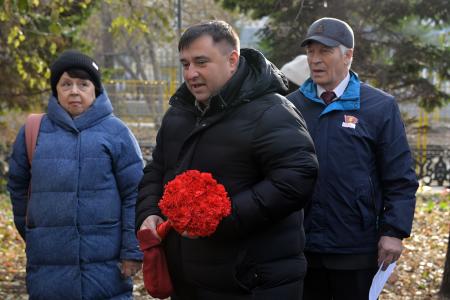 Новосибирск отметил 107-летие комсомола
