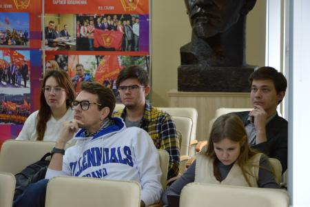 Санкт-Петербург. Новый курс учебного центра политической культуры