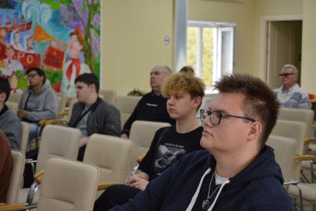 Санкт-Петербург. Новый курс учебного центра политической культуры