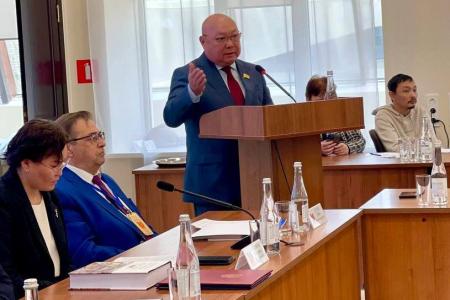 Заместитель Председателя Народного Хурала – руководитель фракции КРО КПРФ в парламенте Калмыкии Николай Нуров  выступил на  Всероссийской научной конференции