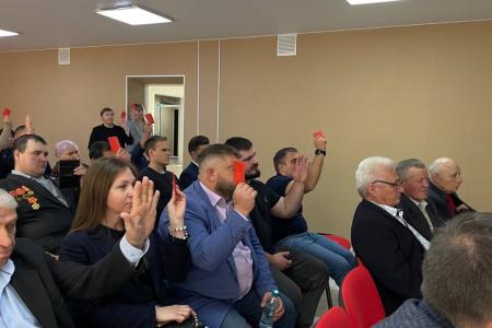 Роман Тамоев избран первым секретарём Кемеровского обкома КПРФ: новый этап в развитии партийной жизни региона