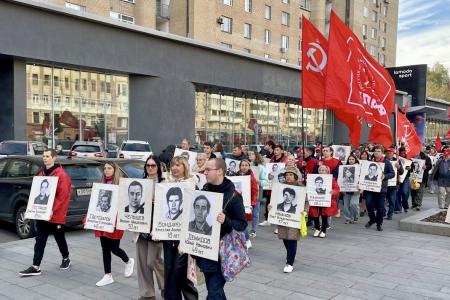 Тульские коммунисты почтили память защитников Советской власти