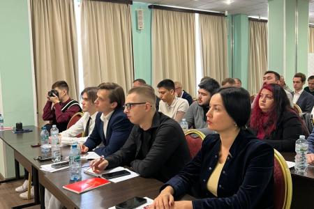 Юрий Афонин – слушателям ЦПУ: Главная задача информационной работы – донести Программу Победы КПРФ до каждого жителя страны!