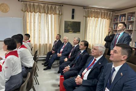Делегация КПРФ находится с официальным визитом в КНДР по случаю 80-летия основания Трудовой партии Кореи