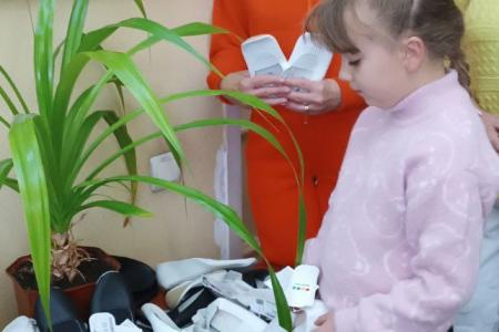Жители Луганщины поблагодарили московских активистов женского движения «Надежда Россия»