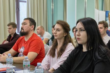 Мария Дробот познакомила слушателей Центра политической учёбы ЦК КПРФ с задачами организационной и кадровой работы