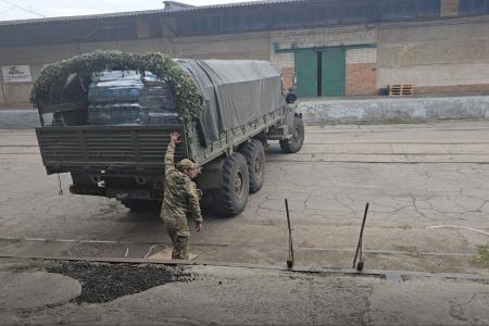 Херсонская область. КПРФ доставила военнослужащим более 30 тонн питьевой воды в рамках 144-го гуманитарного конвоя