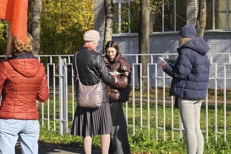 В Иванове коммунисты и сторонники КПРФ почтили память Маршала Василевского