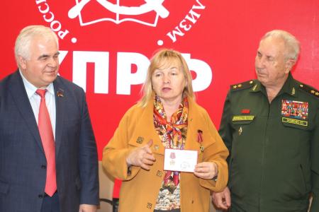 Казбек Тайсаев и Николай Коломейцев приняли участие в VI Пленуме Луганского рескома КПРФ