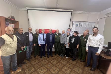 Краснодарский край. Коммунист-депутат Госдумы Н.И. Осадчий провел в Кореновском и Выселковском районах встречи с избирателями КПРФ