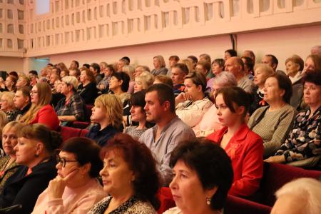 В Орле торжественно отметили 107-ю годовщину ВЛКСМ