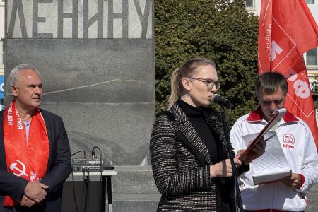 «Обещали победу демократии - получили нищету народа и деспотизм олигархии!». Митинг в Ростове-на-Дону