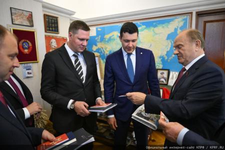 Российский министр Антон Алиханов принял участие в заседании фракции КПРФ в Госдуме