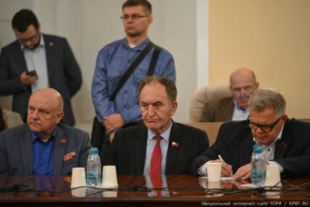 КПРФ приурочила проведение круглого стола в Госдуме к очередной дате Кровавого Октября 1993 года
