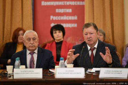 КПРФ приурочила проведение круглого стола в Госдуме к очередной дате Кровавого Октября 1993 года