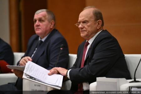 Российский министр Антон Алиханов принял участие в заседании фракции КПРФ в Госдуме