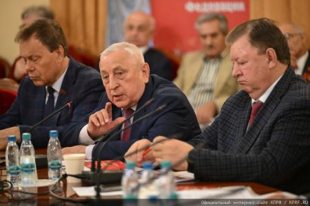 КПРФ приурочила проведение круглого стола в Госдуме к очередной дате Кровавого Октября 1993 года