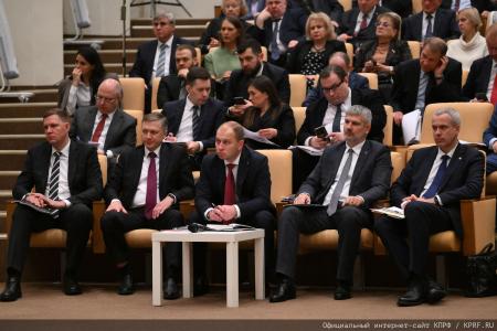 Российский министр Антон Алиханов принял участие в заседании фракции КПРФ в Госдуме